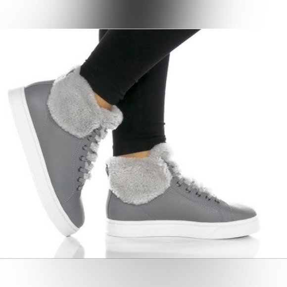 Koolaburra Womens 6 Sundell Fuzz High Top Sneaker Grey Faux Fur Collar By UGG - Picture 13 of 13